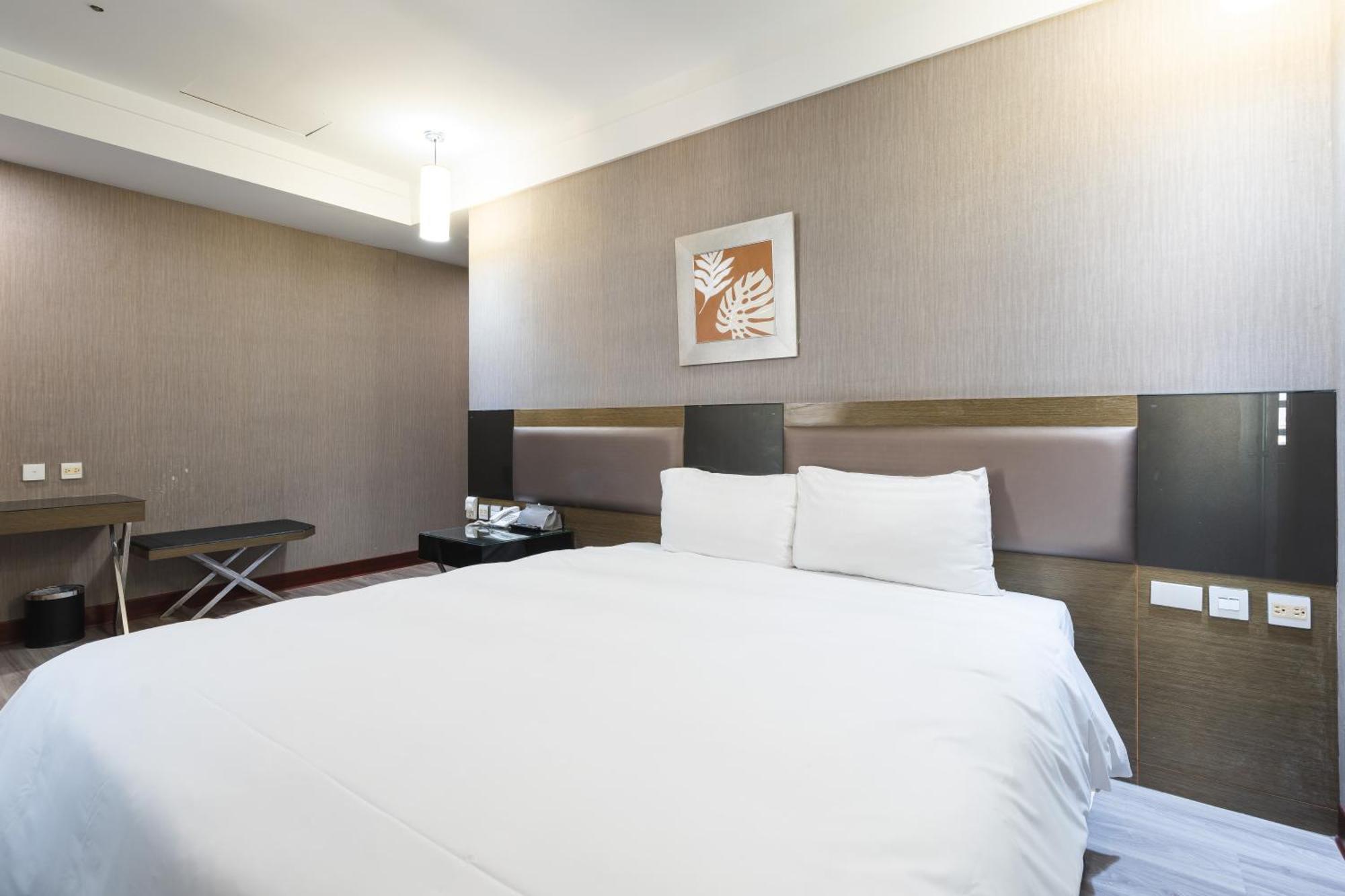 Shianghu Boutique Hotel Città di Chiayi Esterno foto