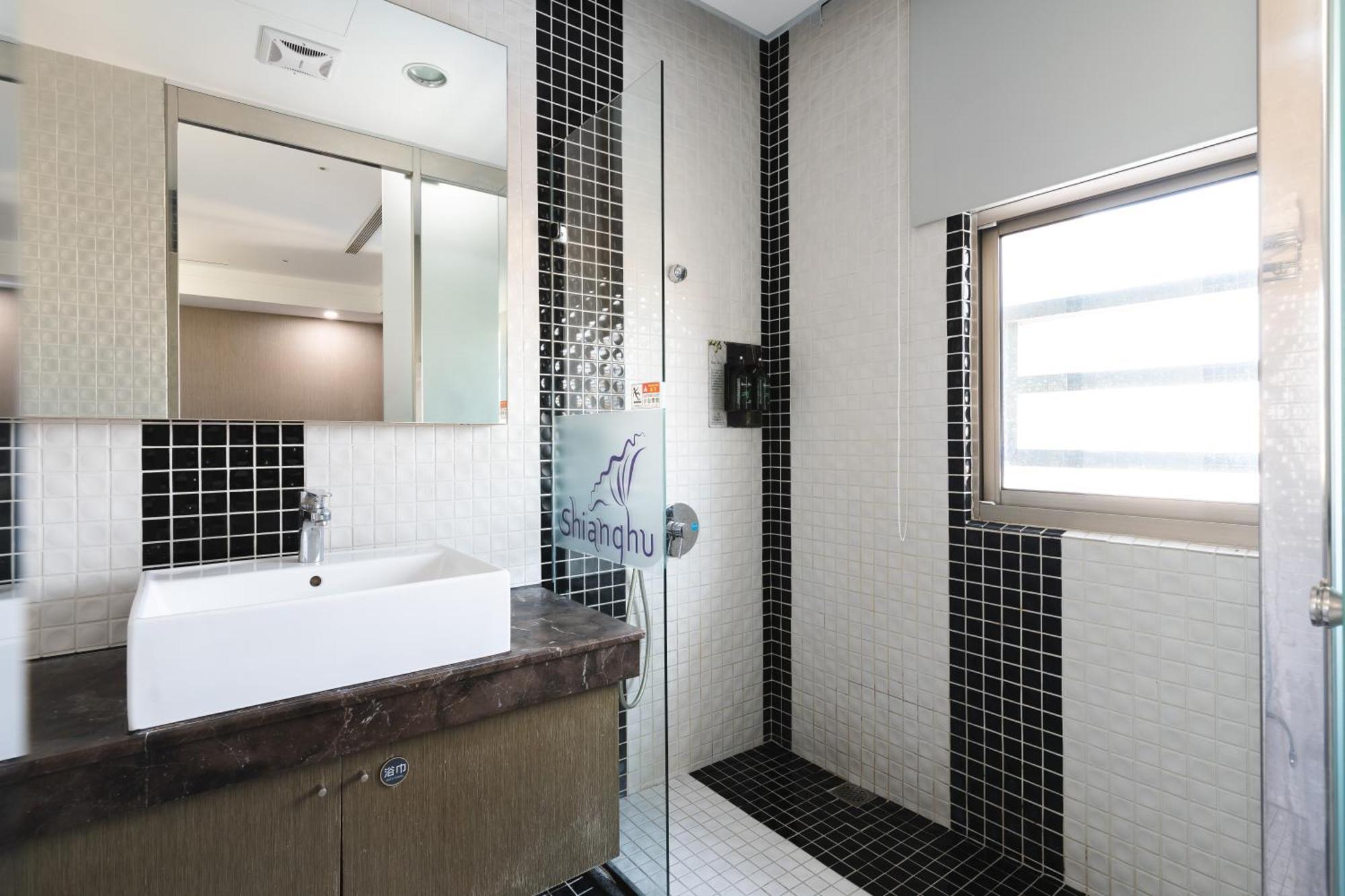 Shianghu Boutique Hotel Città di Chiayi Esterno foto