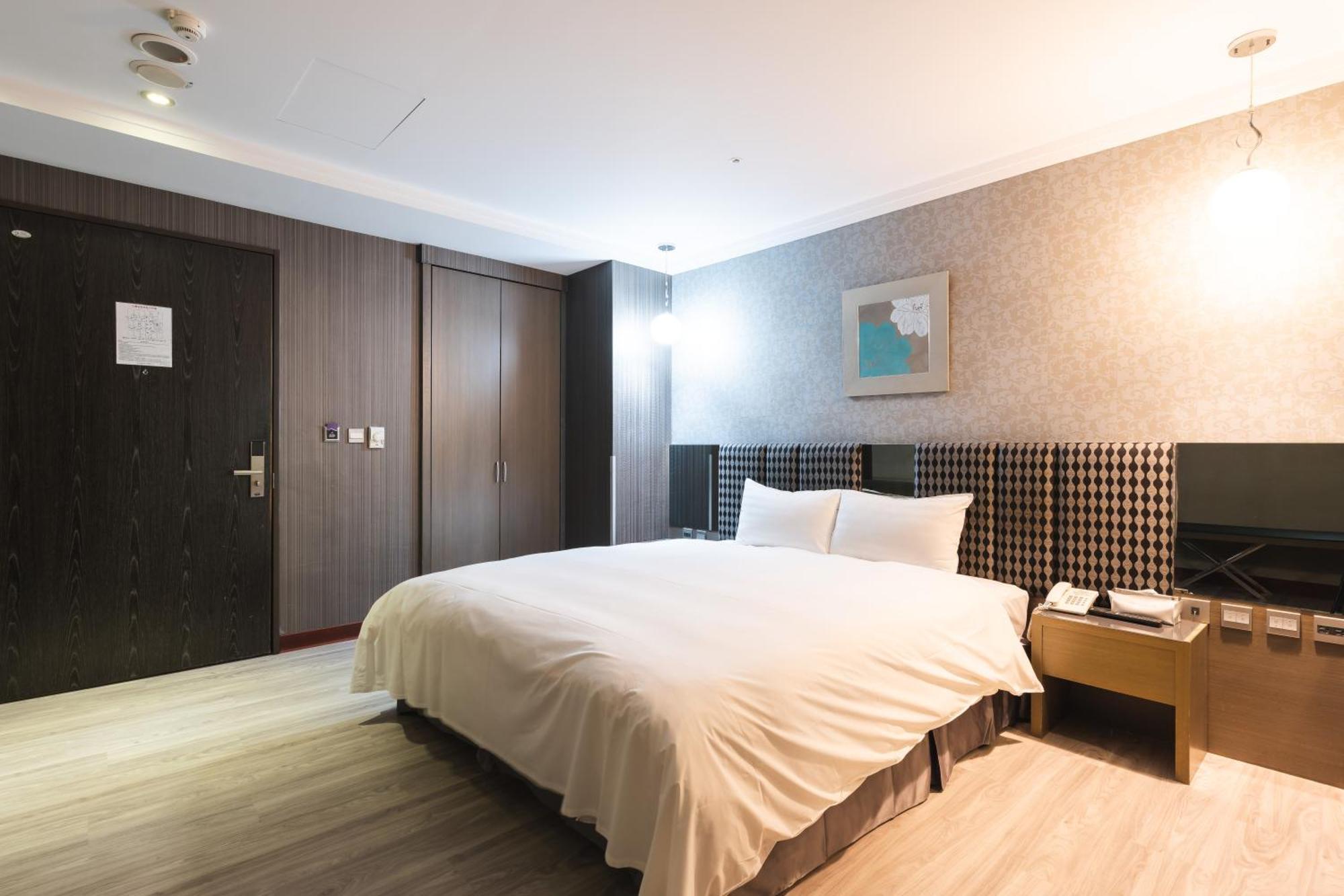 Shianghu Boutique Hotel Città di Chiayi Esterno foto