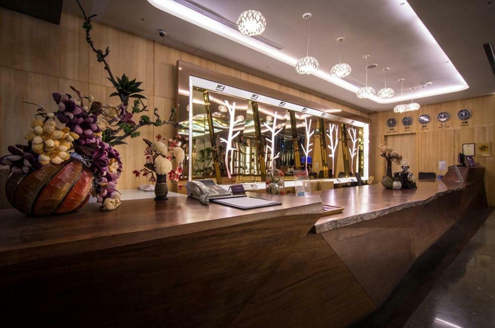 Shianghu Boutique Hotel Città di Chiayi Esterno foto